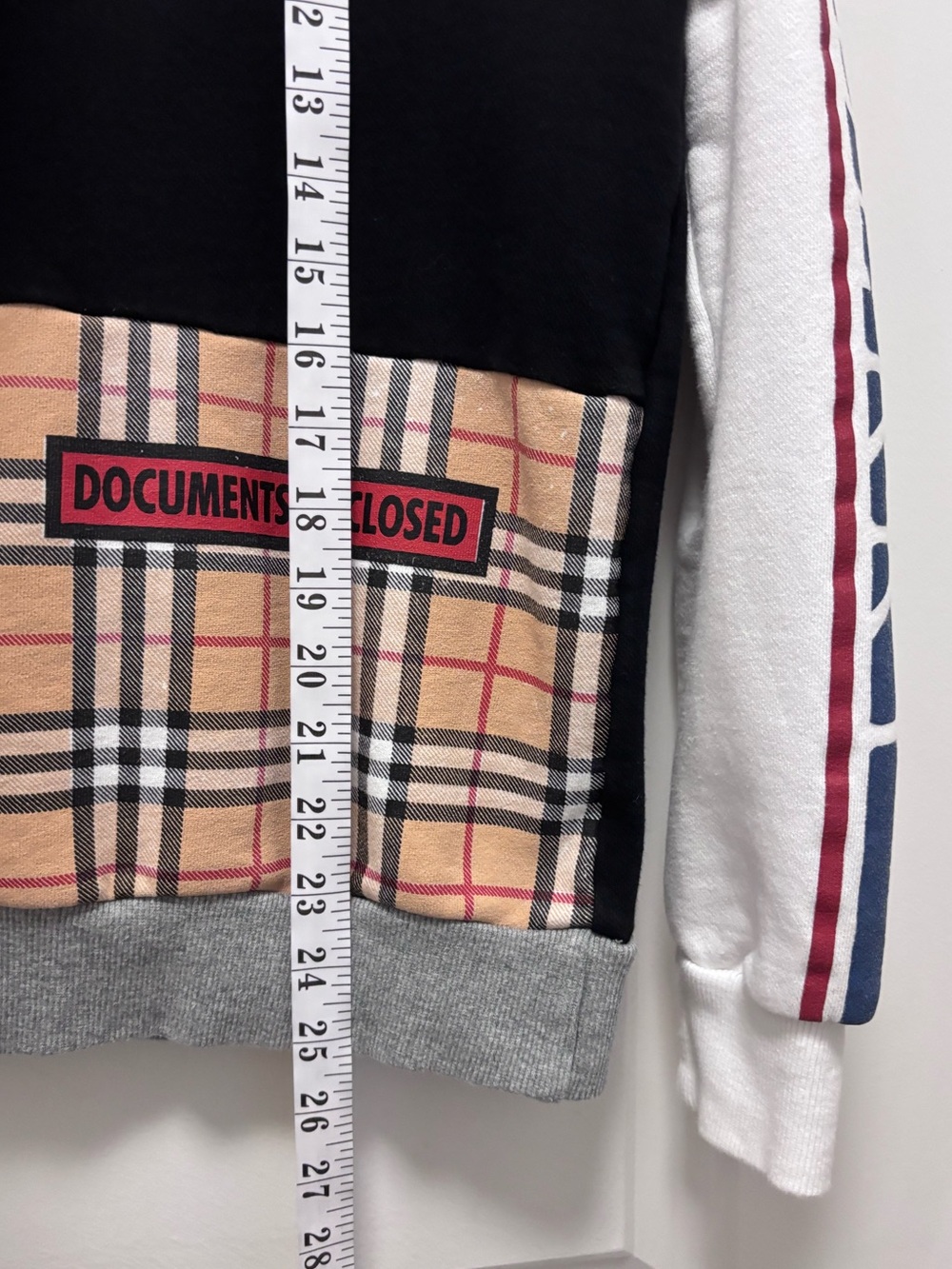 Burberry Nova Check Pattern Crew Neck Pullover as is - Picture 8 of 15